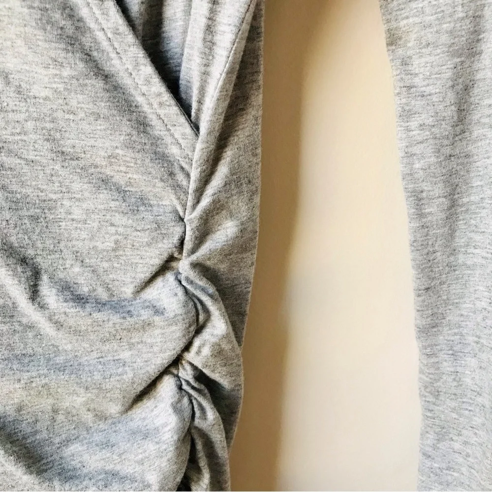 Moda Grey Ruched-Side Tee (Size M) - Picture 3 of 6